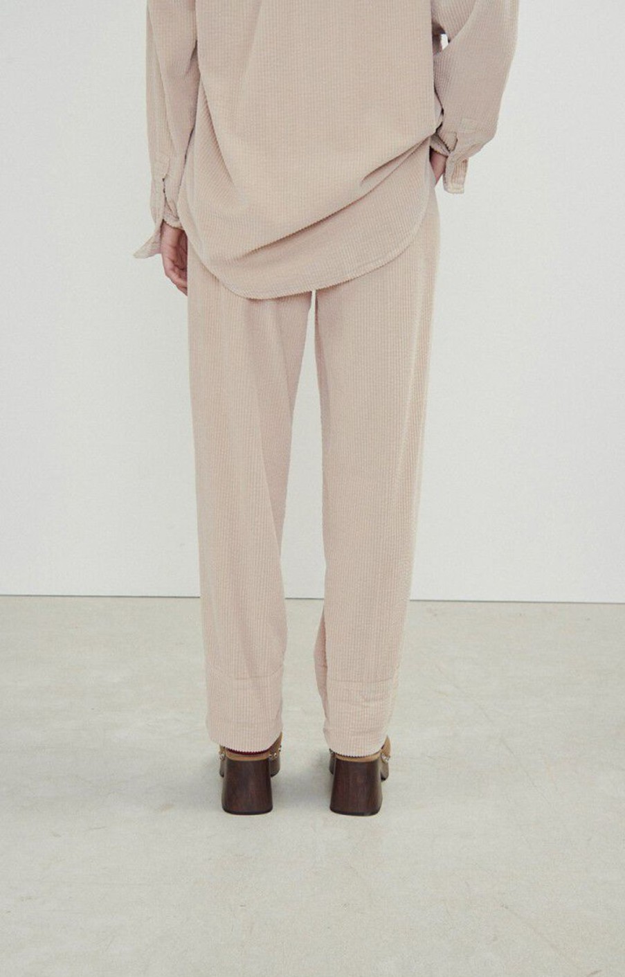 Women American Vintage Trousers | Av Padow Trousers In Mastic